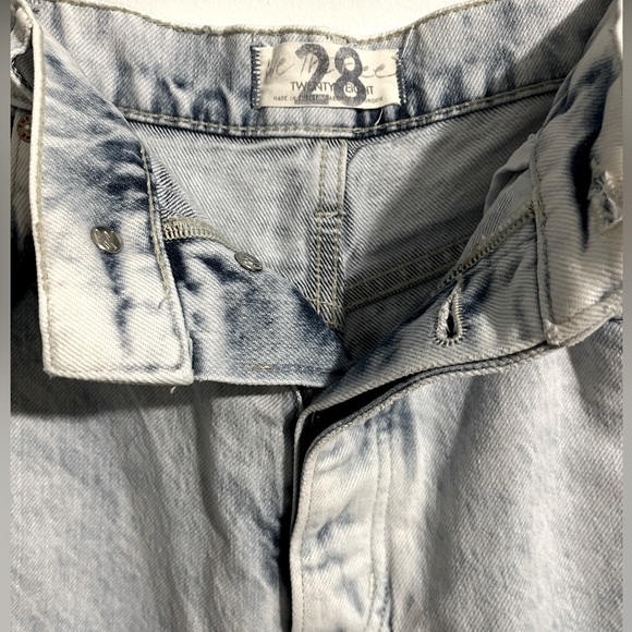 NTW-Free people•We the free. Size 28. Distressed. - Picture 8 of 9